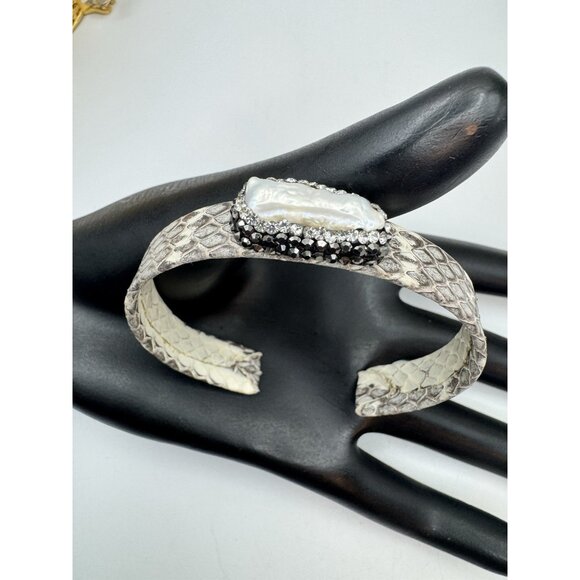 Snake Skin Baroque Pearl Marcasite Thin Cuff Bracelet Pretty Bracelet For Ladies - Picture 5 of 10
